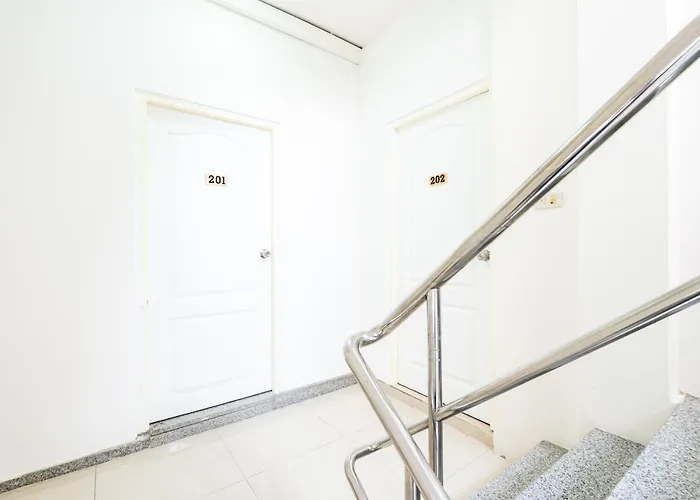 Xx Mitr Sukhumvit 2 - มิตร สุขุมวิท 2 * Bangkok